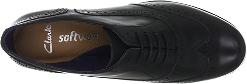 clarks hamble oak wide fit brogue