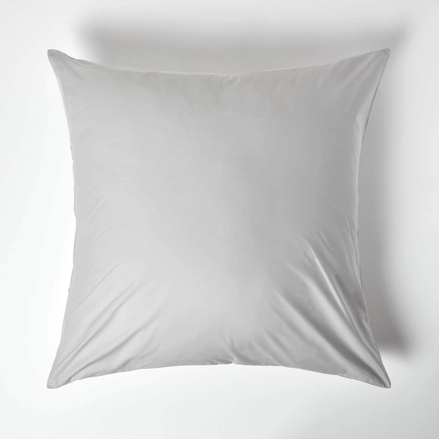 HOMESCAPES Silver Grey Pure Egyptian Cotton Euro Size Pillowcase 80 x 80 cm 200 TC 400 Thread Count Percale Equivalent Large Square Pillow Case with Zip