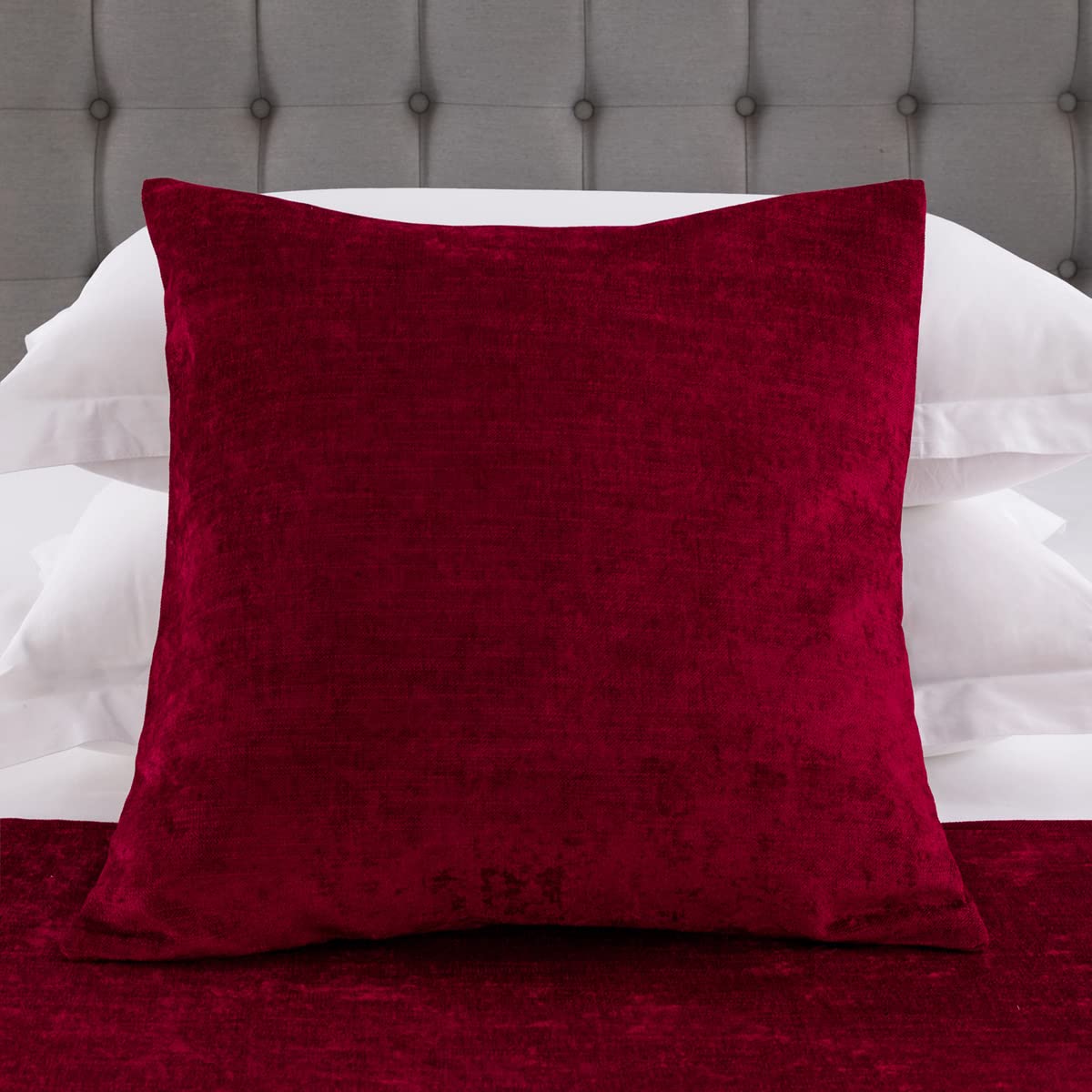 AMBERIS 2 Pillowcases (45×45cm)(Without Insert) Red, Chenille Soft No Fading Modern 2 Pillowcases (Without Insert)