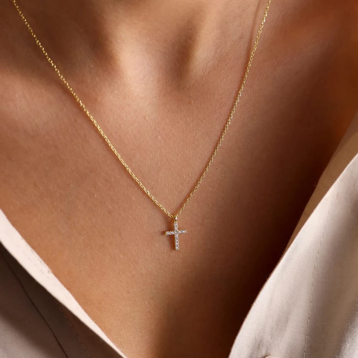 VIROMY Cross Necklace