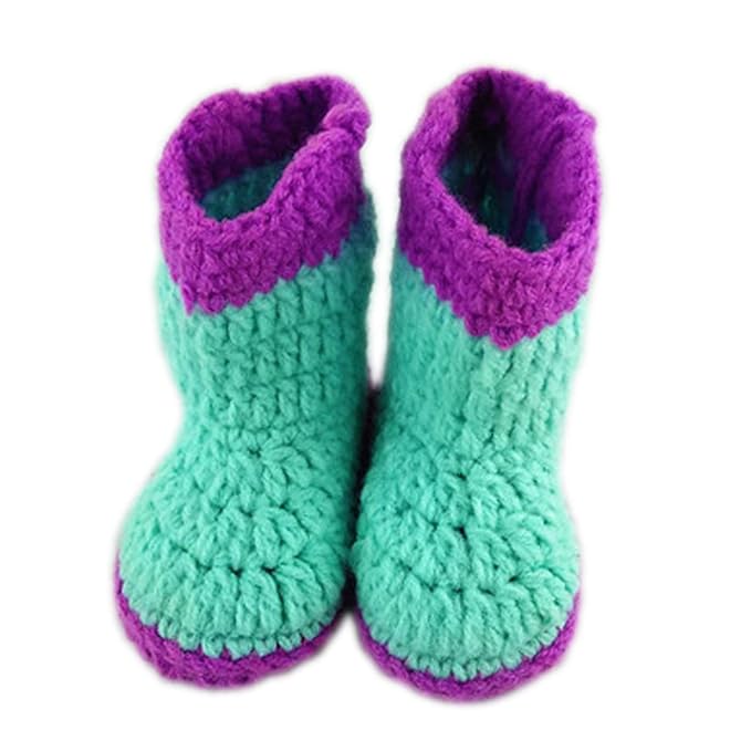 handmade baby woolen shoes