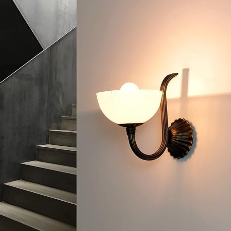 Wandleuchte Braun Gold Antik Metall E27 Glas Creme Landhaus Flur Wohnzimmer Schlafzimmer Wandlampe Amazon De Beleuchtung