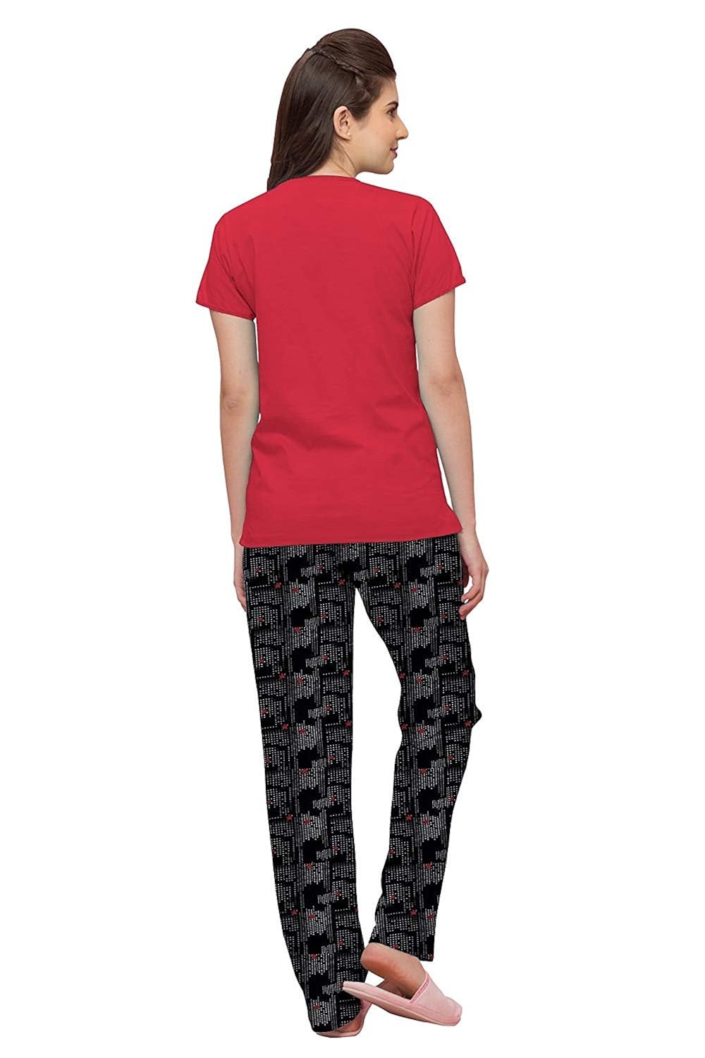 sneak peak ladies half sleeve t shirt & printed pyjama pant set