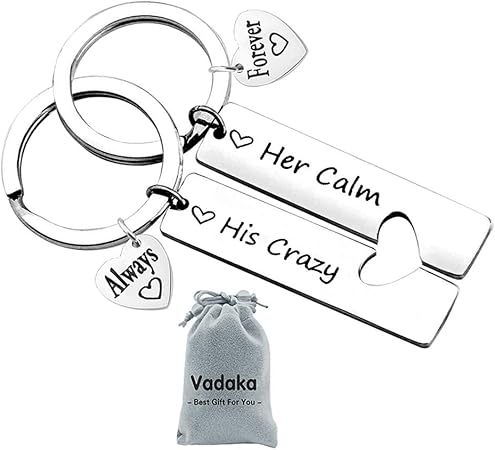 Amazon 彼氏や彼女へのカップルの贈り物 彼氏のクレイジーな彼女の落ち着いたカップルキーチェーンセット 彼氏や彼女へのバレンタインデーの 誕生日プレゼント カップル用マッチングキーチェーン 彼と彼女のギフト 事務用品 文房具 オフィス用品