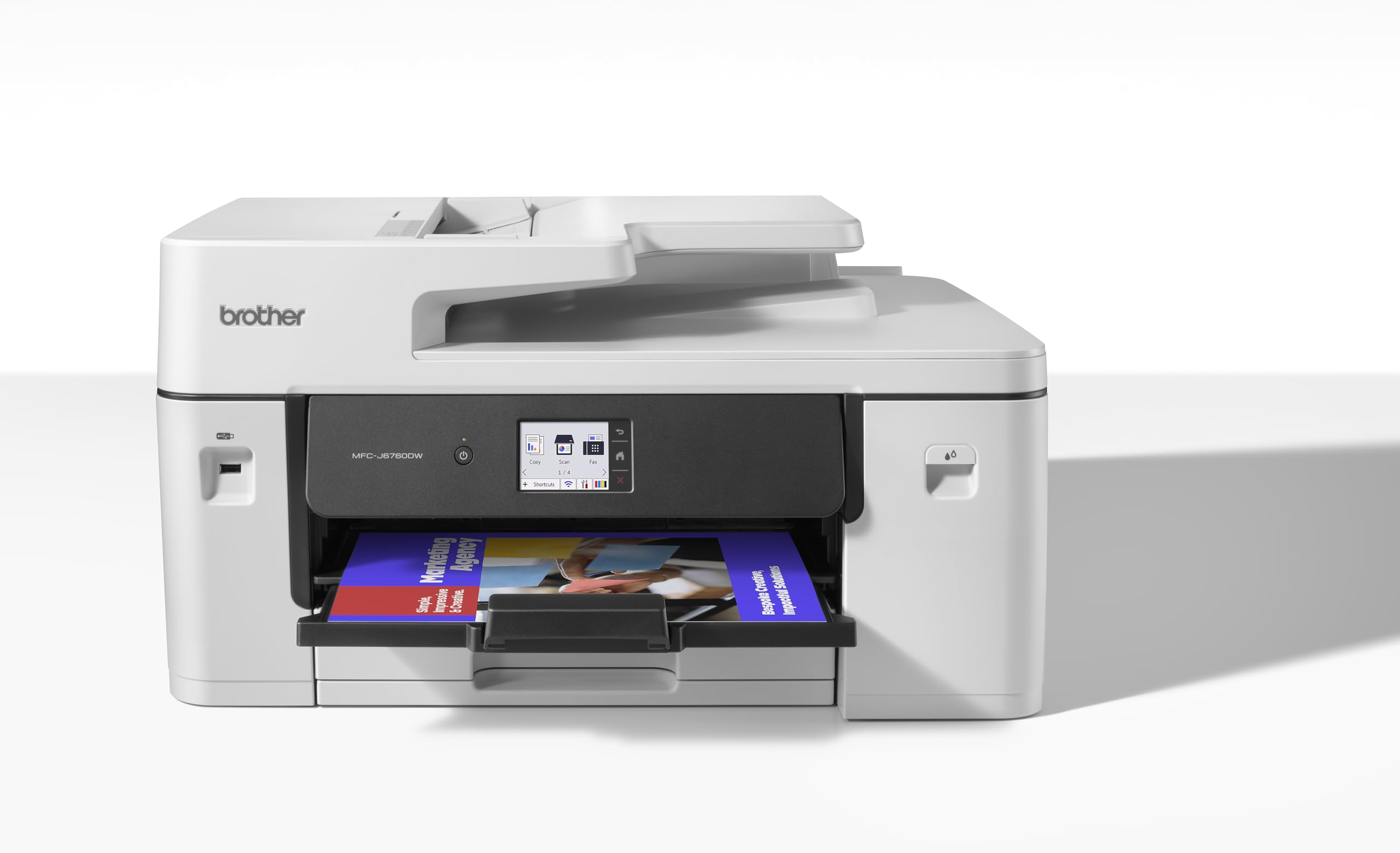 Brother MFCJ6760DW| Multifunzione inkjet a colori A4 e A3| Stampa 31 ipm |Duplex| Display 6,8 cm| Cassetto 250 e ADF 50 fogli| WiFi, LAN e USB| Mobile APP| Ink inbox da 700 pag BK e 450 pag CMY
