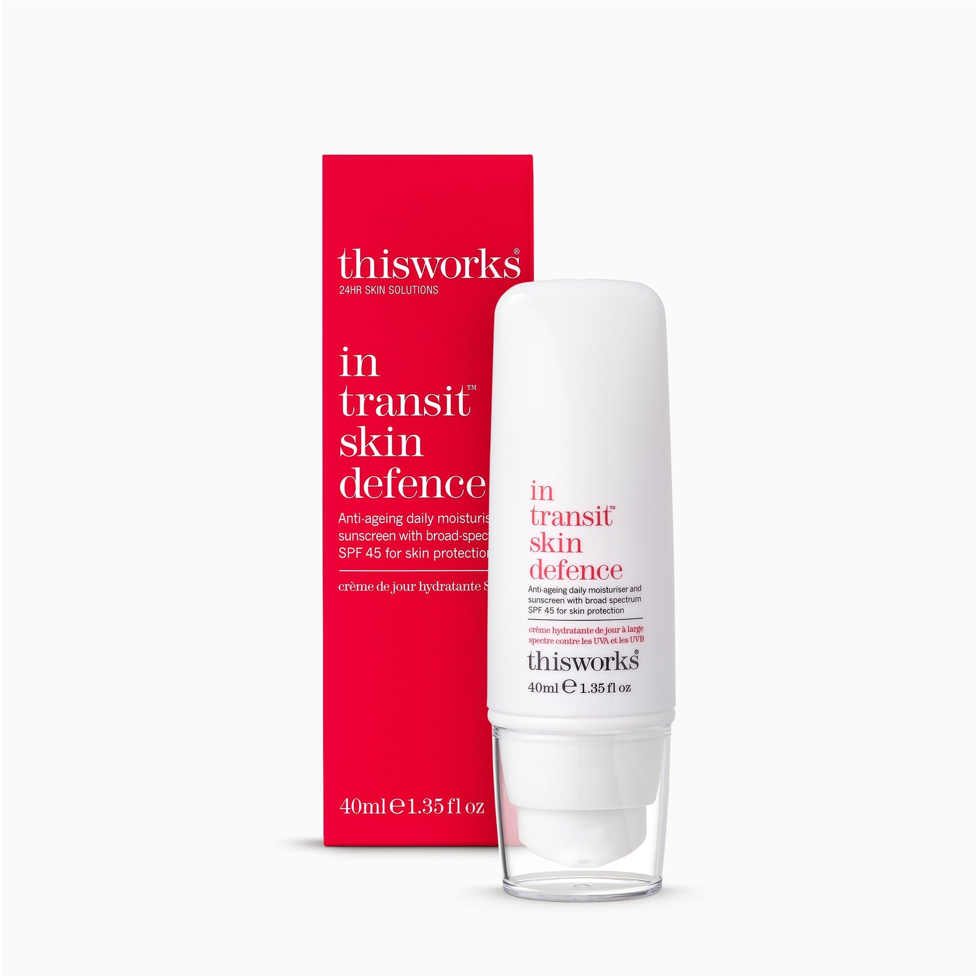 This Works In Transit Skin Defence, 40 ml - SPF Face Moisturiser with Hyaluronic Acid, Vitamin E and Antioxidants - Anti-Aging Daily Face Sunscreen with SPF 45 for Broad-Spectrum UVA/UVB Protection
