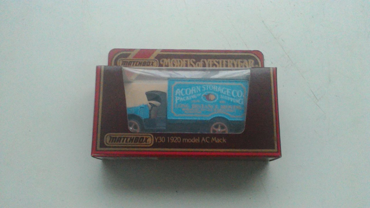 Matchbox yesteryear y30 1920 model aC mack "acorn storage"