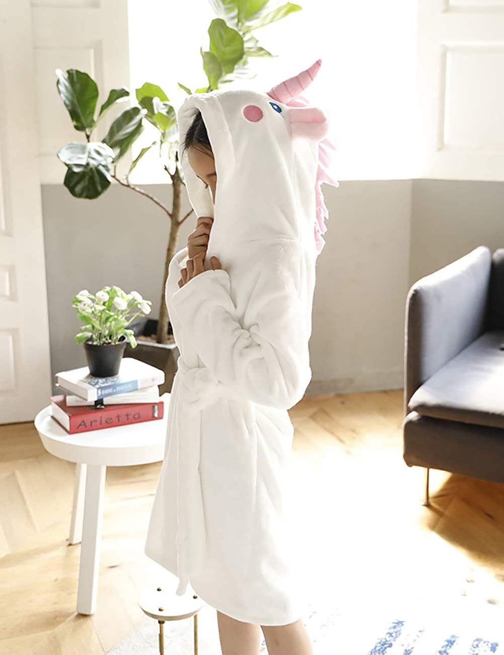 CYTCreation Unisex Baby Plush Bathrobe Animal Face Unicorn Hooded Robe Bath Towels: Clothing