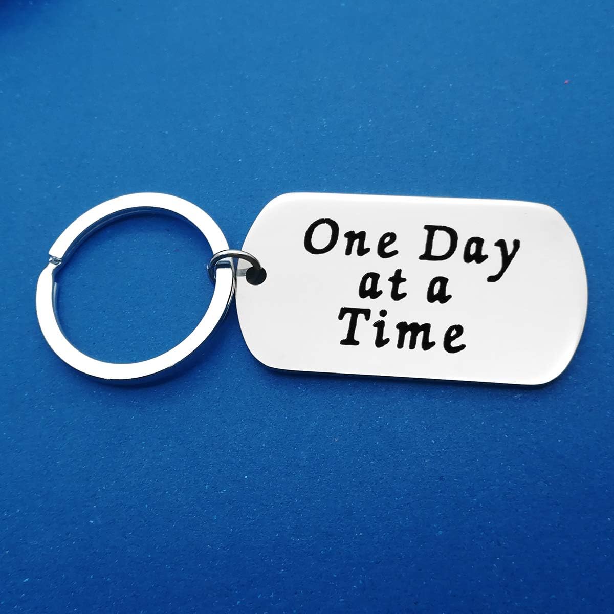 Encouragement Gifts Keychain for Men Women Serenity Prayer Keyring Sobriety Addiction Recovery AA Gifts Inspirational Religious Keyring Motivational Gifts for Him Her Birthday New Beginnings Gift - Image 3