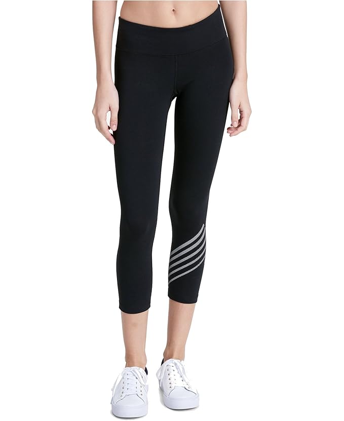 Calvin Klein Performance Womens Printed Cropped Athletic Leggings Black M at Amazon Womenâs 