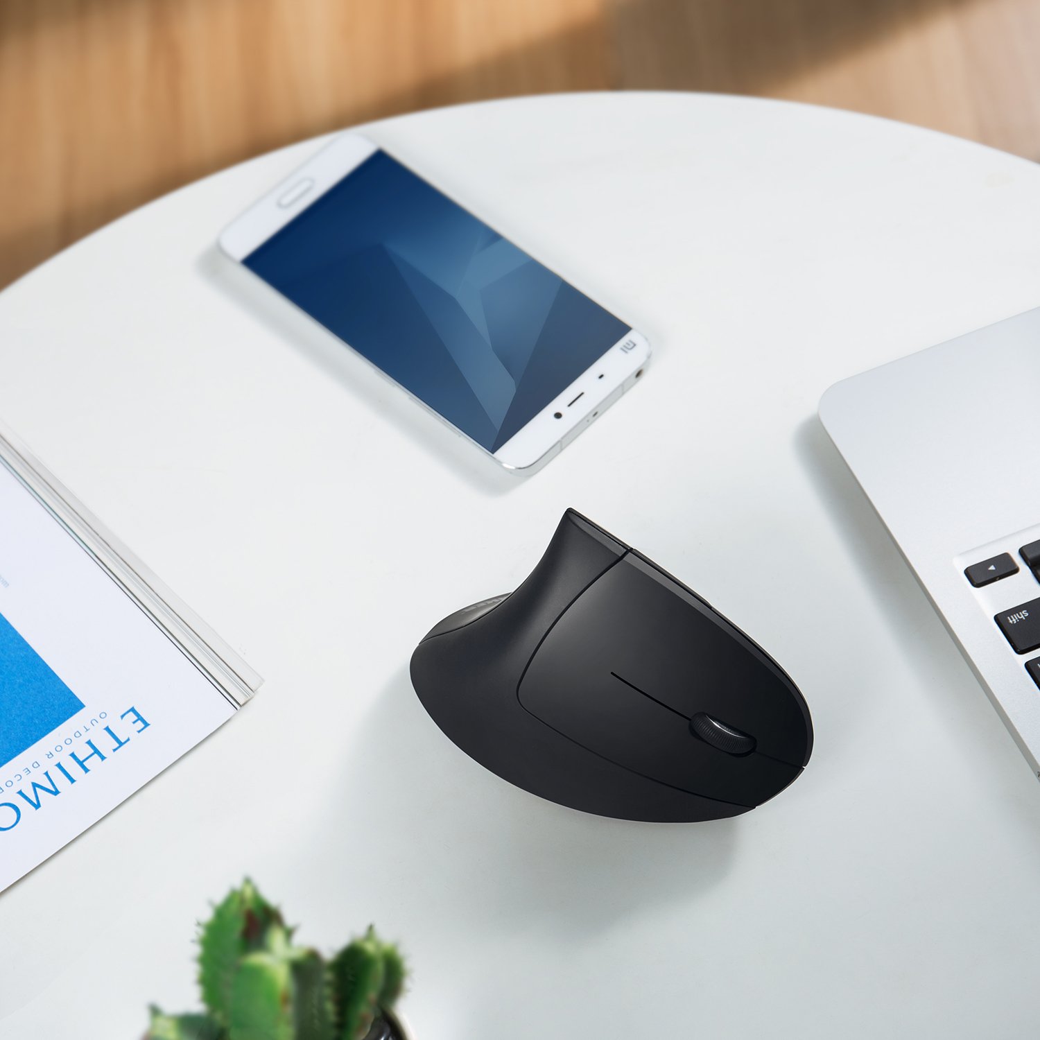 Vertical Ergonomic Mouse