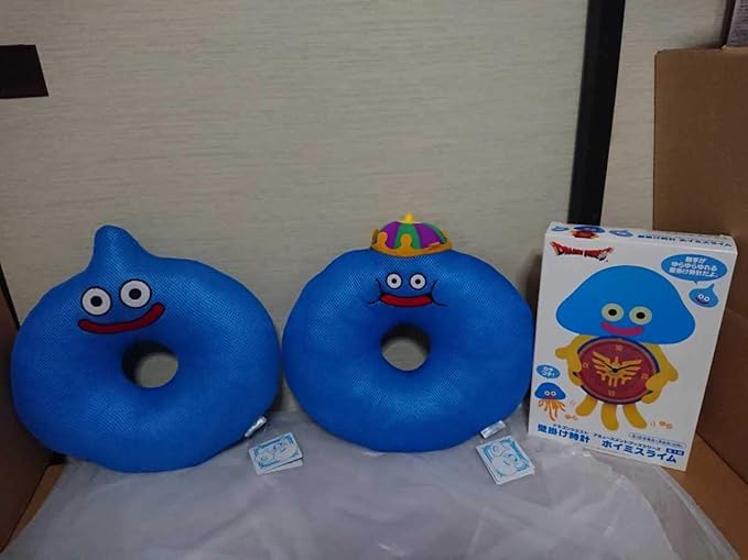 Amazon Co Jp ドラゴンクエスト メッシュタイプ円座クッション スライム キングスライム 壁掛け時計 ホイミスライム 3点set ホビー 通販