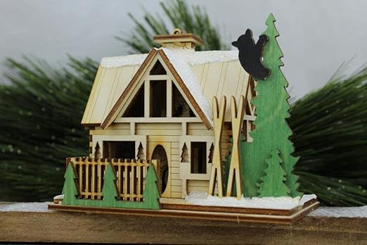 Amazon Com Kig Exclusives Ginger Cottages Santa S Ski Lodge Wood