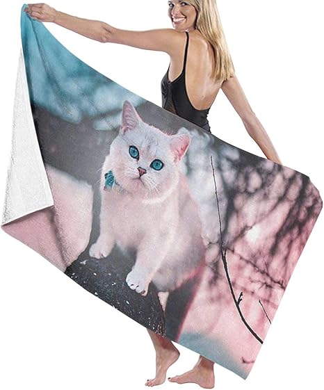 Amazon Co Jp かわいい青い目と白い猫 バスタオル ビーチタオル スイムタオル フェイスタオル 大判 130 X 80 Cm 柔らか 速乾 タオル 特徴的な ビーチマット ホーム キッチン