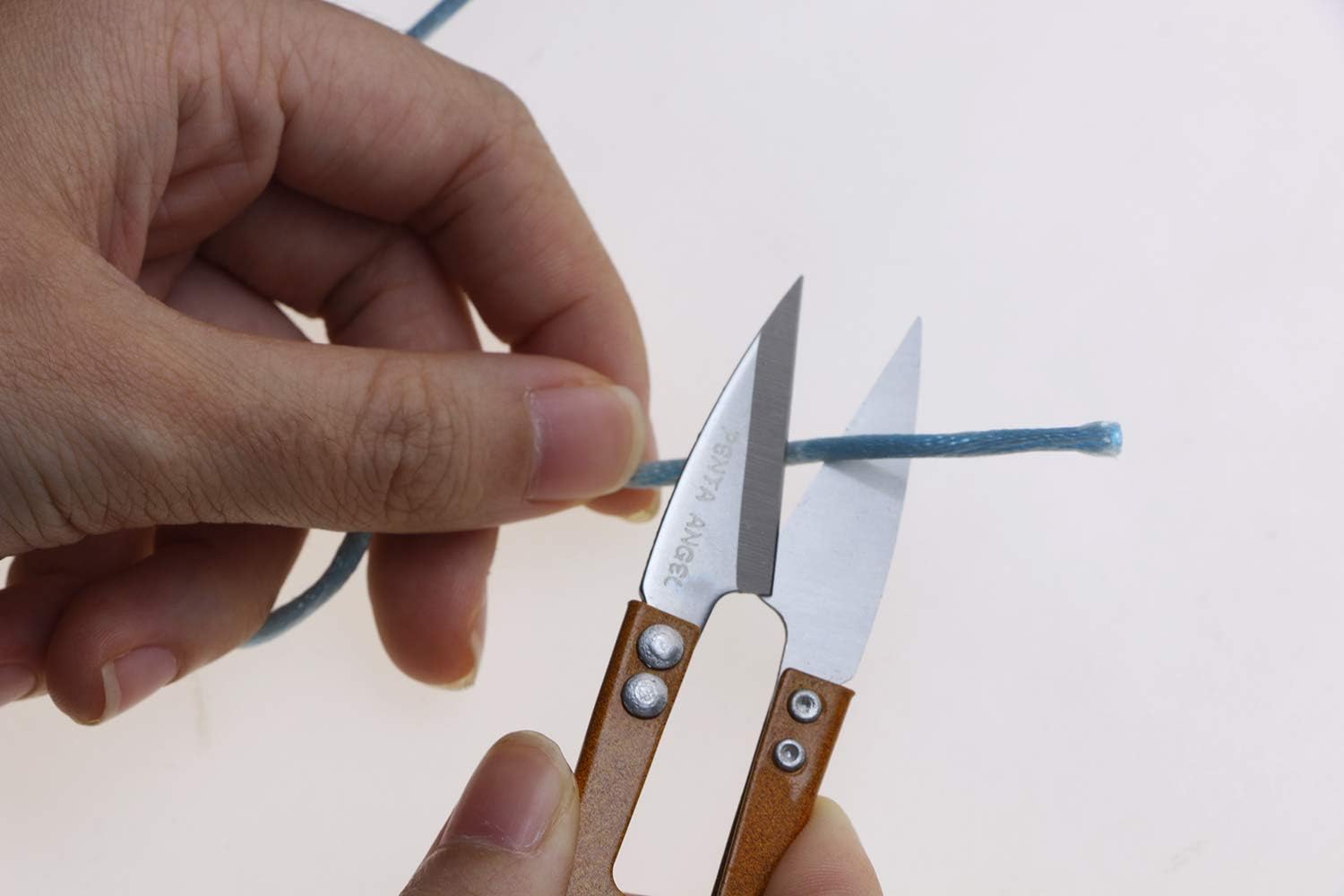 PENTA ANGEL 4.1inch Sewing Scissors Yarn Thread Cutter Mini Small Snips Trimming Nipper - Great for Stitch,DIY Supplies (3PCS, Multicolor): Toys & Games