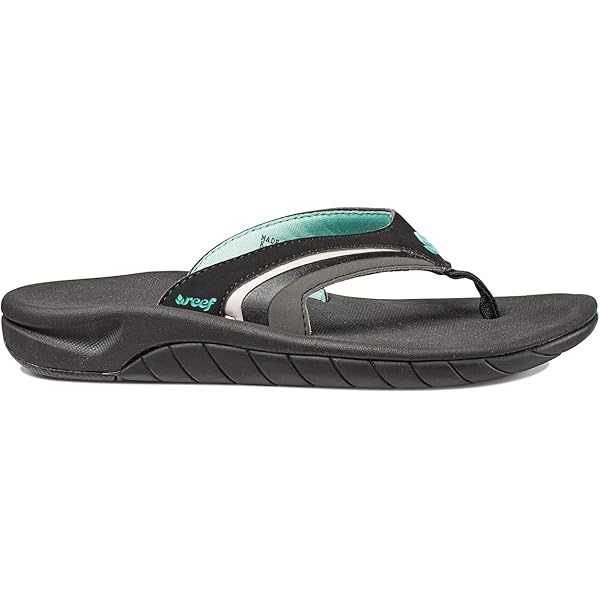 Amazon.com | Reef Women's Sandals, Fanning, Black, 5 | Flip-Flops