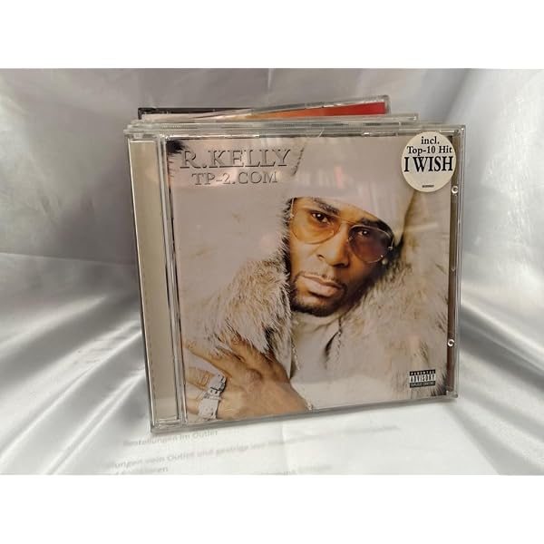 The Essential R. Kelly: KELLY,R.: Amazon.ca: Music