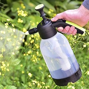 Manual Garden Sprayer Hand Lawn Pressure Pump Sprayer Safety Valve Adjustable Nozzle Half Gallon Sprayer (2L-0.5 Gallon, Clear)