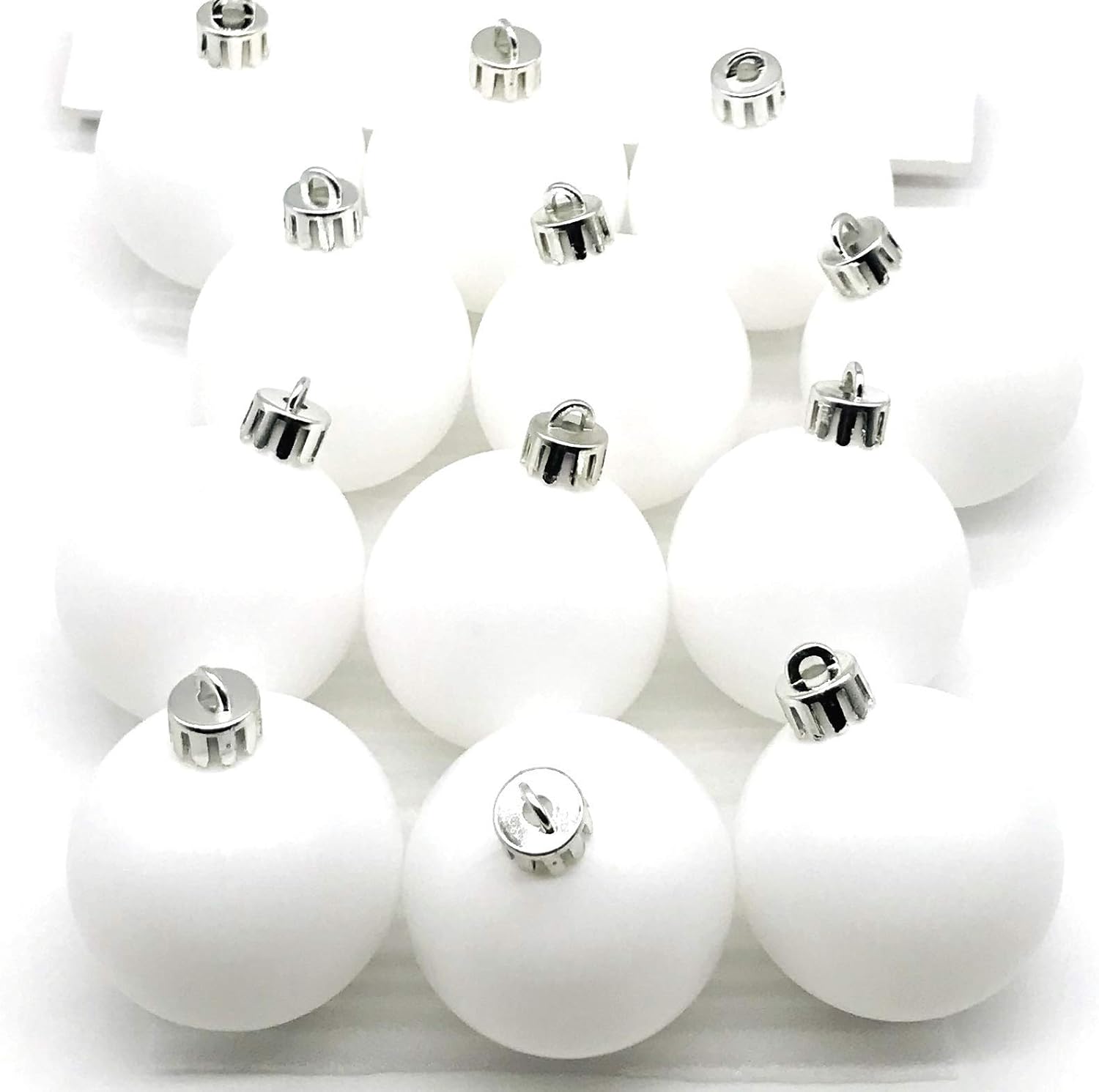 TreeMendous Christmas Tree Ornament Decorating Refill Kit - Includes 12 Blank Ball Ornaments for DIY Craft Activities: Kitchen & Dining