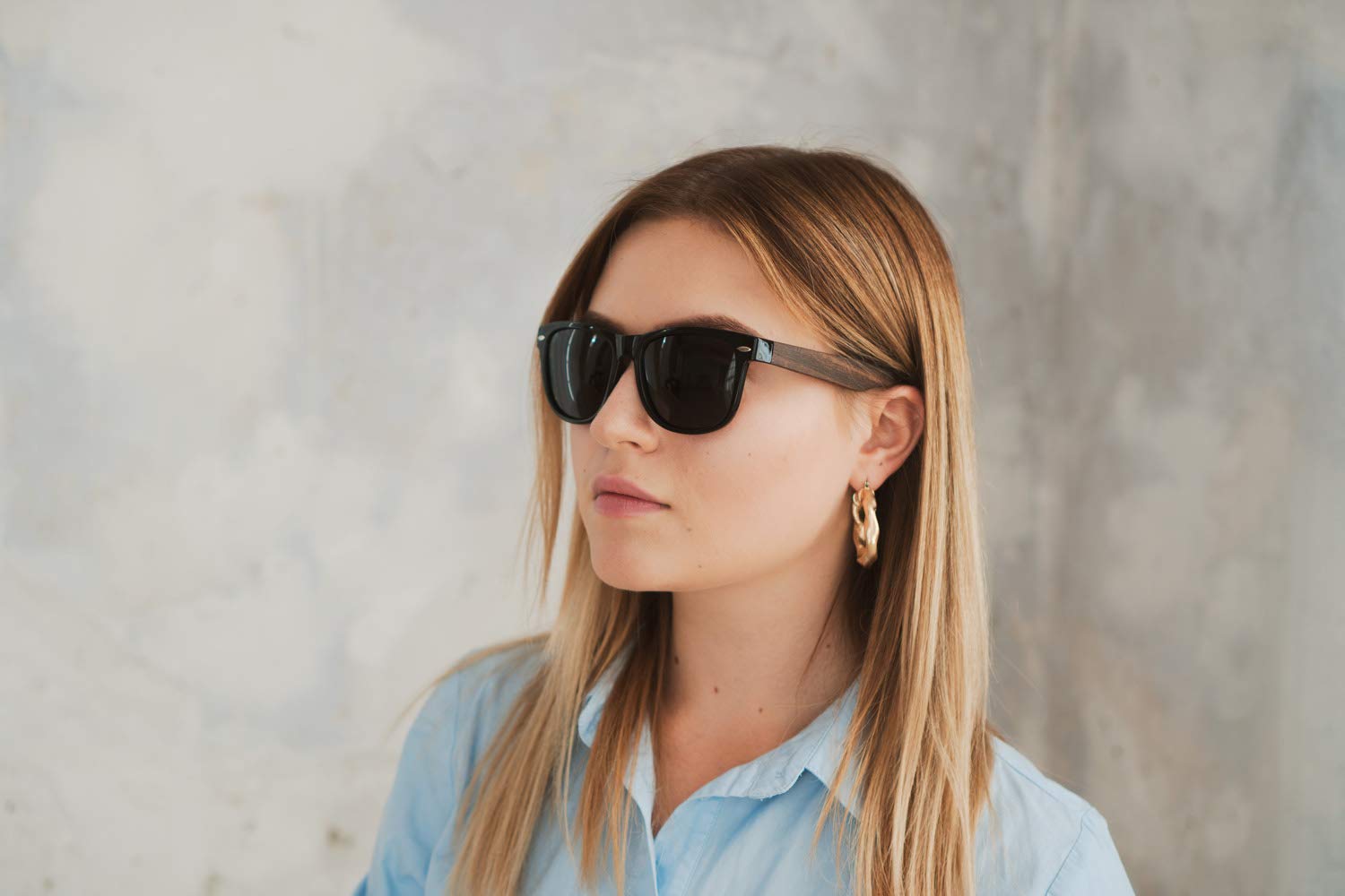 ABLIBI Men\'s Bamboo Wooden Sunglasses Polarized Driving Eyewear for Women in Wood Box(Grey)