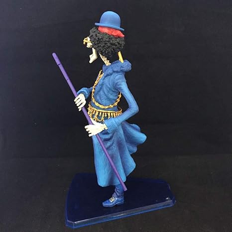 Amazon Co Jp Sduyteg ワンピースブルックストローハットグループブルードレス鼻の歌の姿勢pvc素材アニメフィギュアモデル箱入りのおもちゃギフト ホーム キッチン