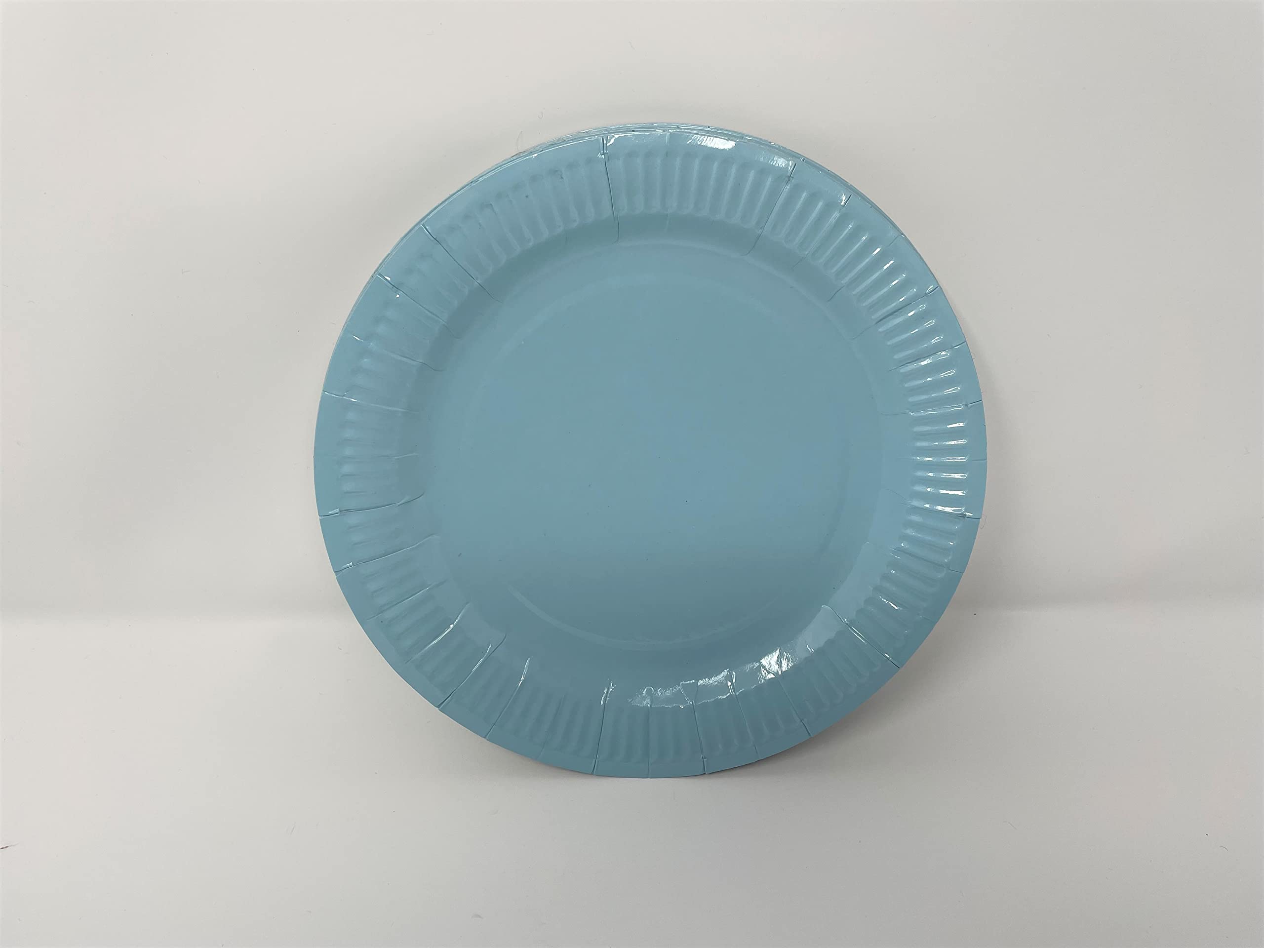 Genuine Fan Merchandise Paper Plates 9 Inches in Diameter Pack of 15 Assorted Colours Available Great for All Occasions Paper Party Plates Ideal Birthday Party Supplies (Blue)