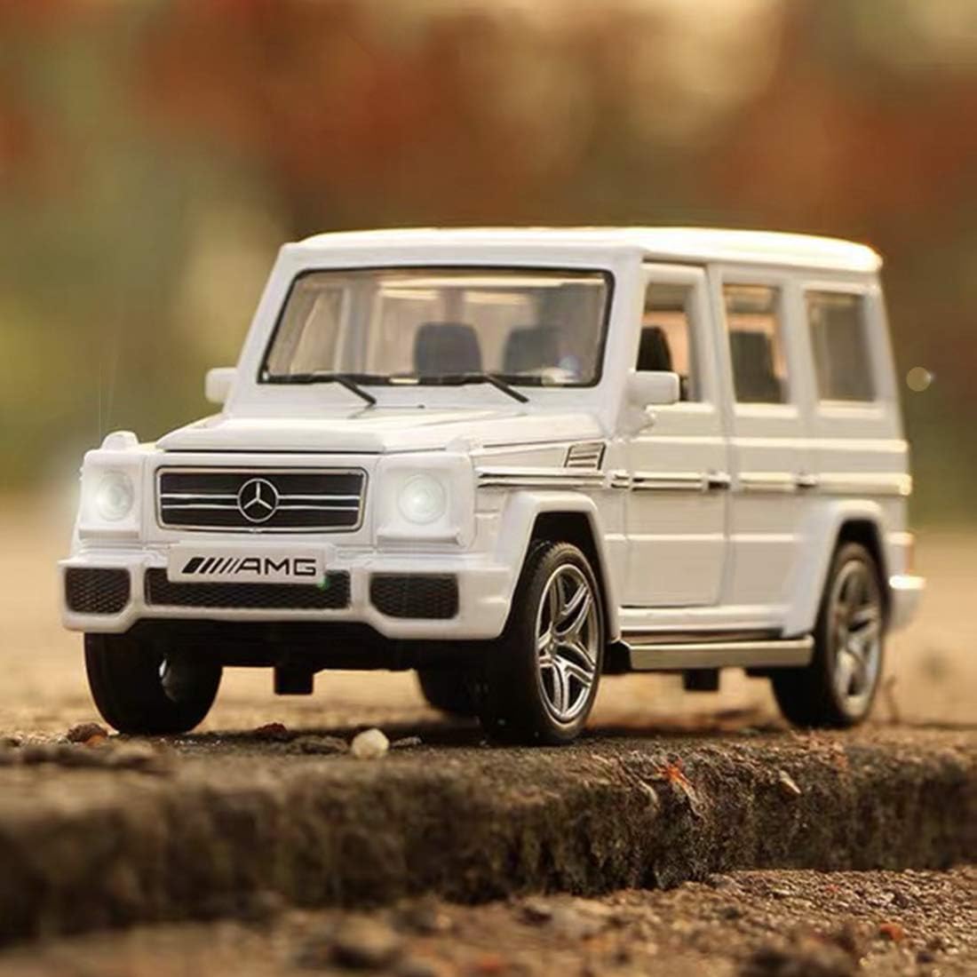 VEMIO Alloy Pull Back Model 1:32 Car Model Toy Sound Light Pull Back Toy Car for G65 SUV Toys for Boys Children Gift (White)
