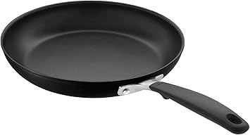 Oxo Good Grips Non Stick Frying Pan With Soft Grip Anti Slip Silicone Grip Amazon De Kuche Haushalt