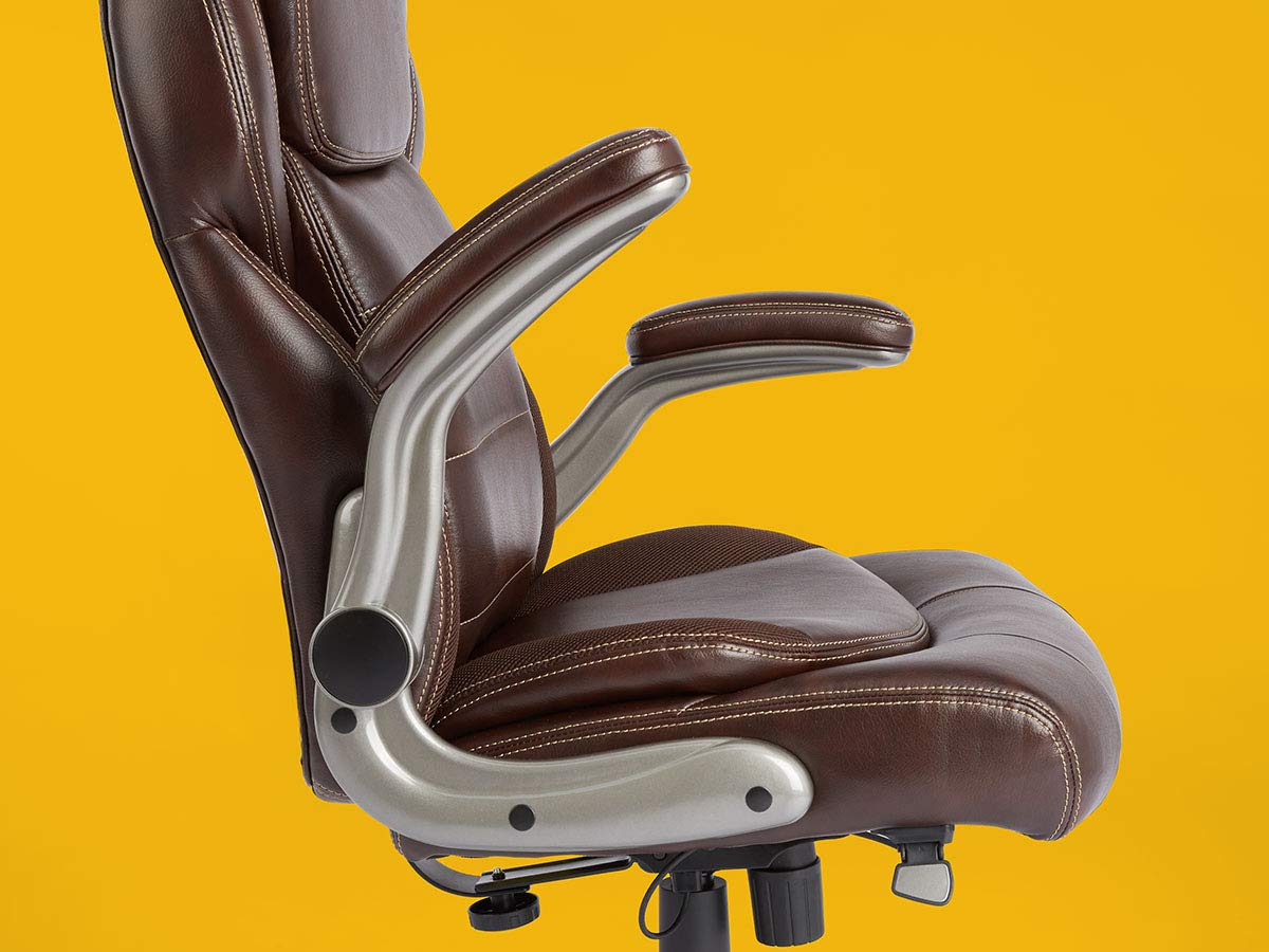 Ergonomic HighBack Bonded Leather Executive Chair