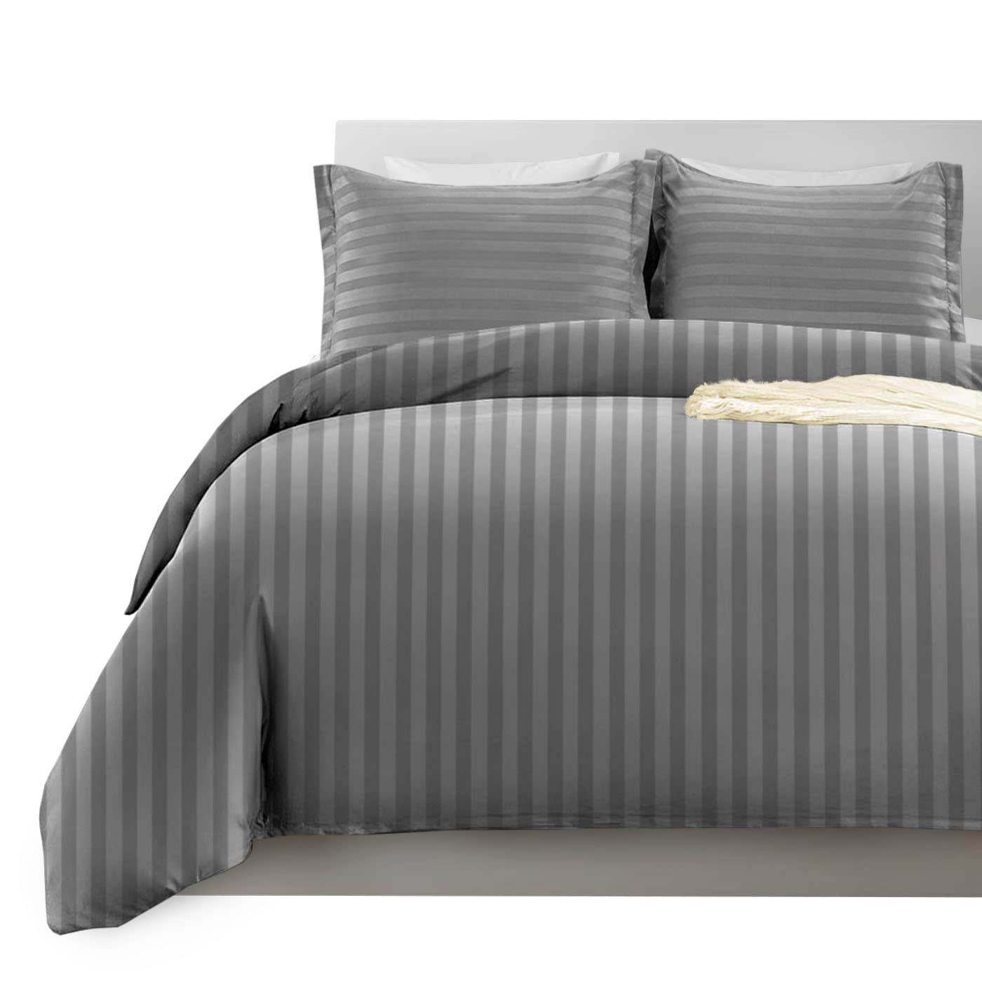 Imperial Rooms Double Duvet Set Reversible Stripes Satin Bedding Set with Pillowcases Breathable Microfiber Duvet Cover (Grey 200x200 Cm) — image 1
