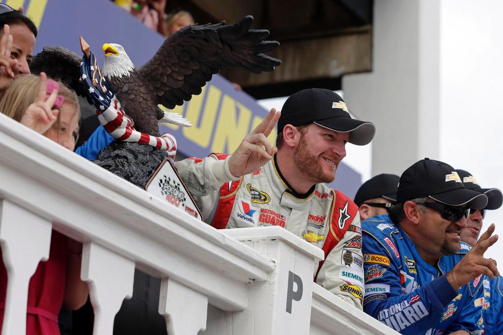 Amazon.com: Dale Earnhardt Jr. #88 National Guard 2014 Pocono 400 ...