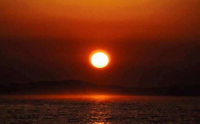 Amazon Co Jp 絵画風 壁紙ポスター はがせるシール式 日の出の太陽 朝焼け 絶景 神秘 癒し パワー 瞑想 キャラクロ Ssrs 009w2 ワイド版 603mm 376mm 建築用壁紙 耐候性塗料 ホビー