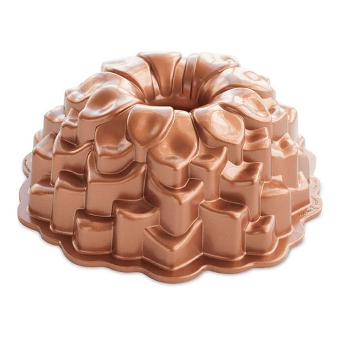 Nordic Ware Blossom Bundt Pan Review
