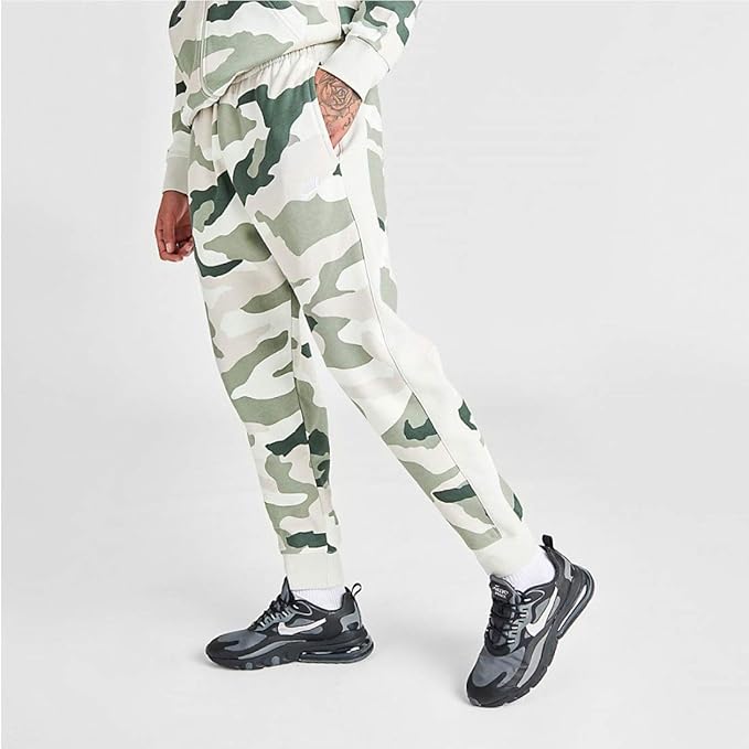 nike nsw camo joggers