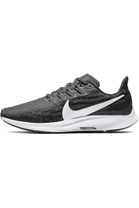 women's nike black and gold running shoes