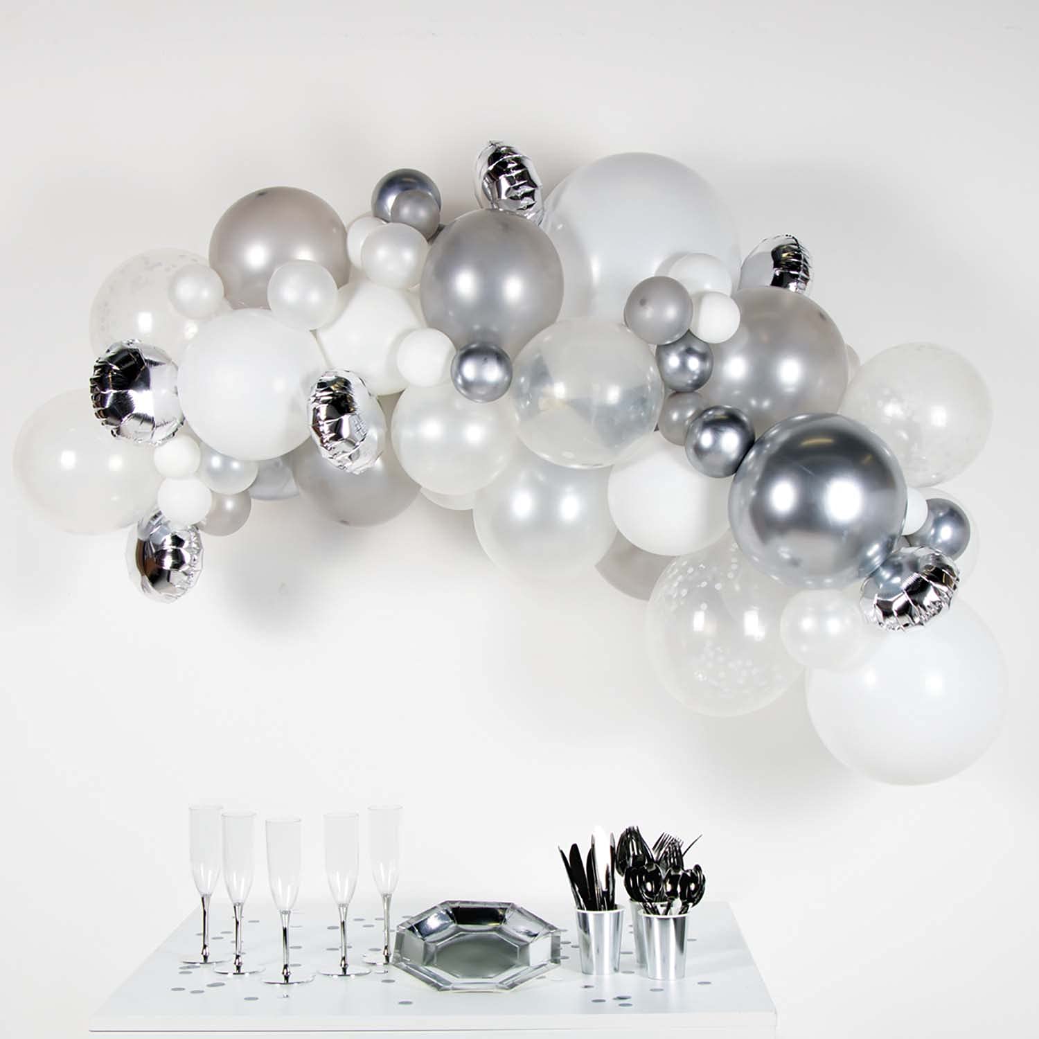Amscan 9909313 Amscan 9909313 - Silver and White DIY Latex Balloon Arch Garland Kit - 66 Pieces