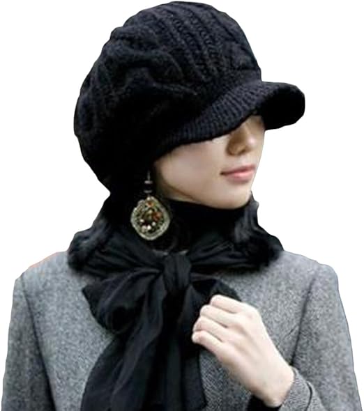 womens crochet hat with brim pattern