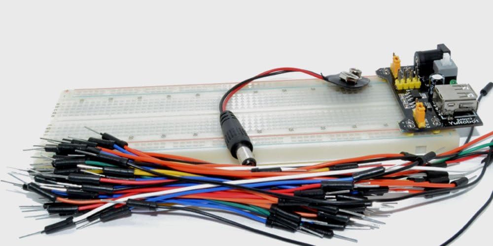 Breadboard Starter Kit with Power Supply, Sweaters and PSU 9 V Connector