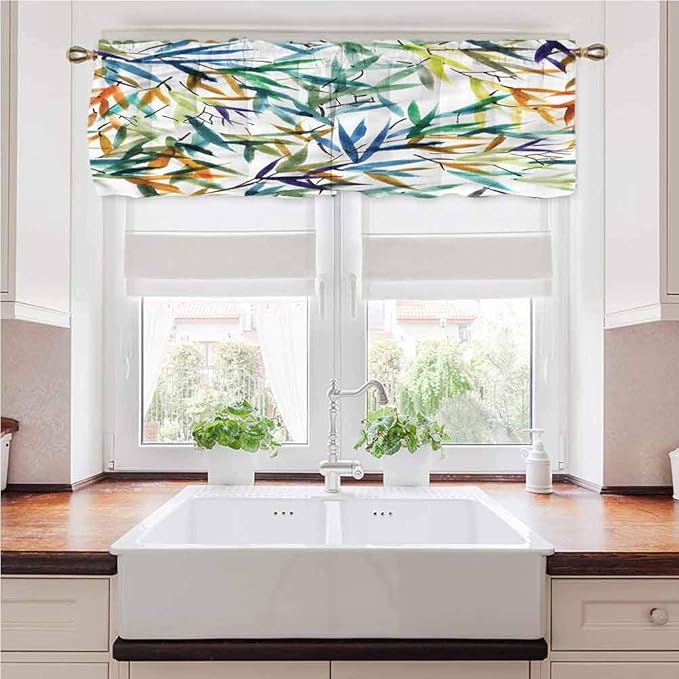 Cortina de cenefa de ventana tradicional con hojas de bambú, corta