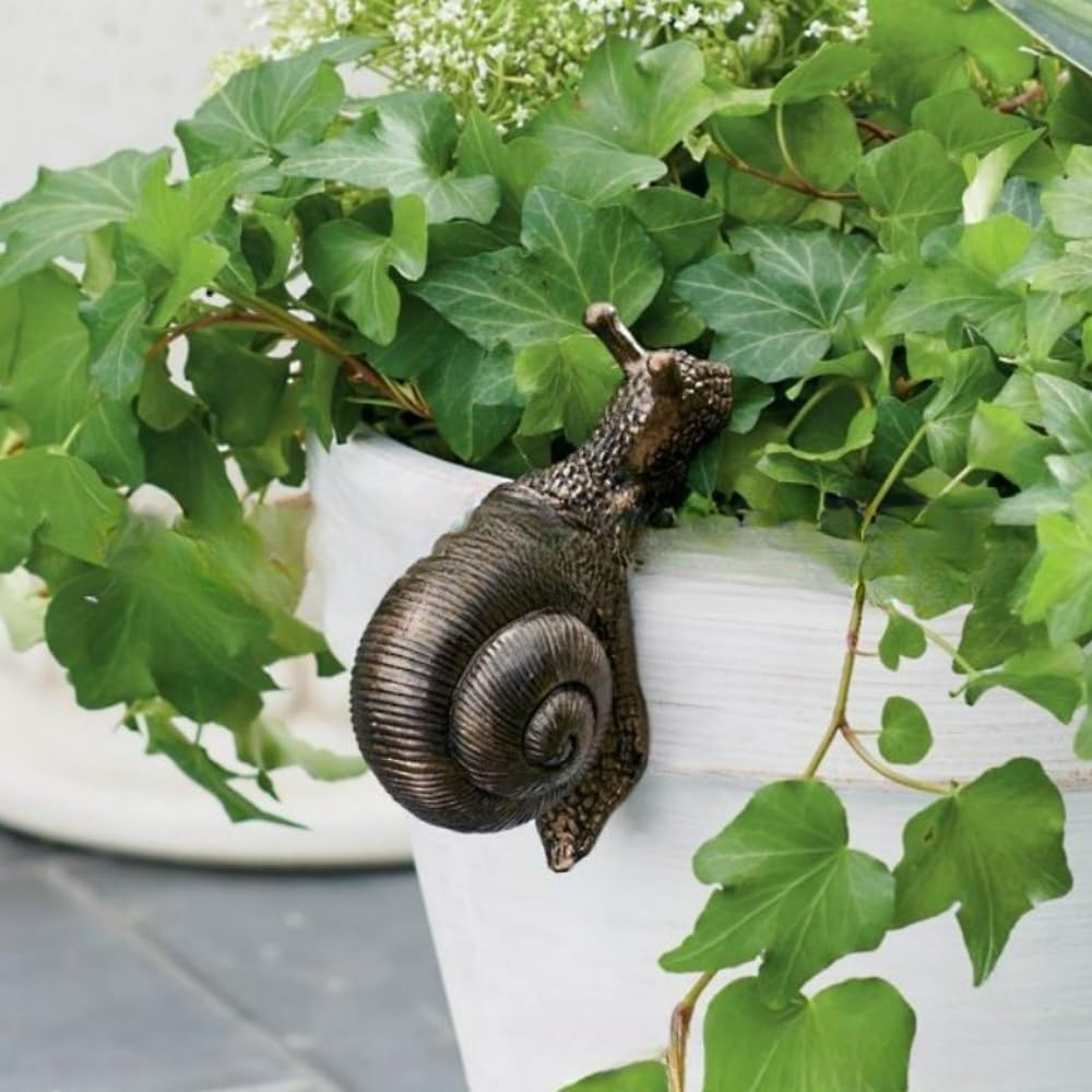 PEIQICHU Snail Decoration Plants Pot Hanger Resin Statue Flower Pot Resin Ornaments Planter Hanging Decorative Snails Black Sculptures Outdoor Garden Lawn Home Office Halloween Variation Snail Statue