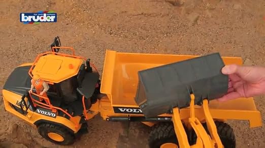 bruder volvo dump truck