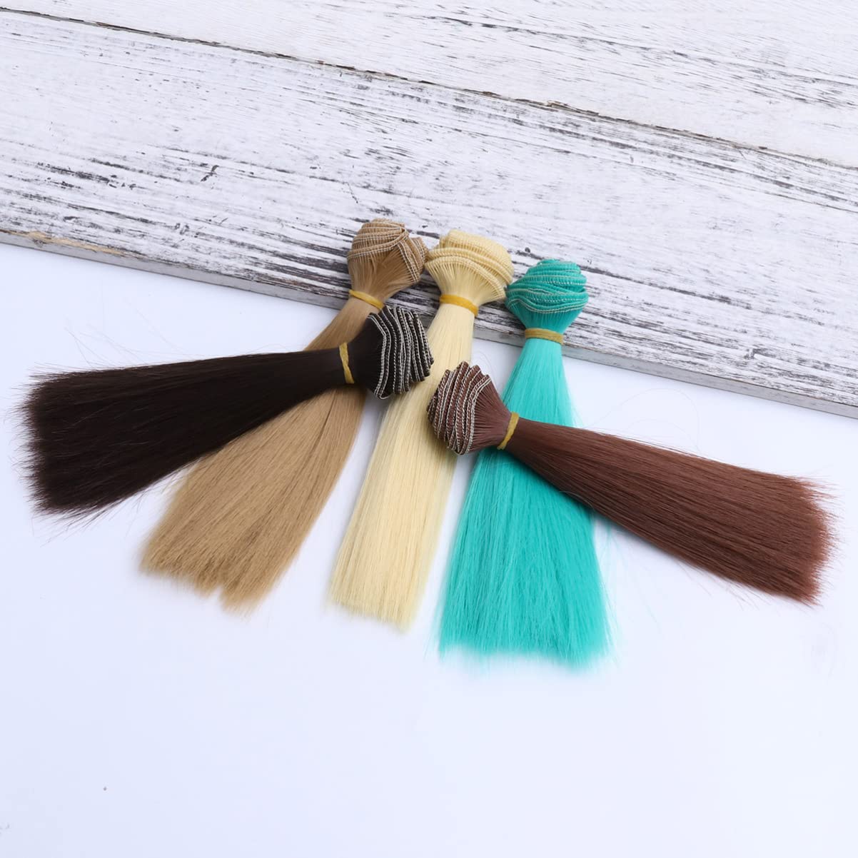 HEALLILY 5Pcs Doll Wig, 6.3 inch Doll Hair Wefts, Straight Synthetic Fake Hair Extensions Replacement for Girls Arts Crafts Doll Making Kits Accessories Supplies