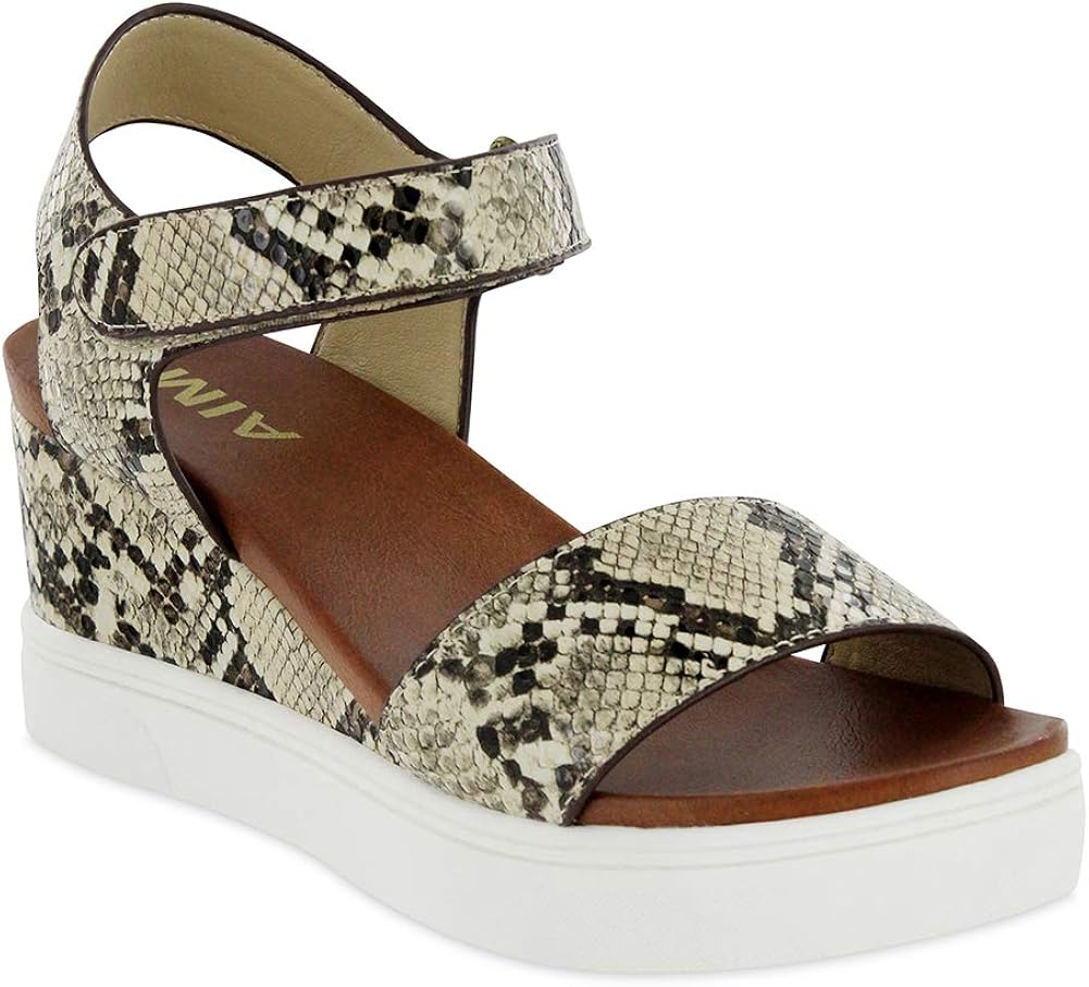 casual wedge shoes