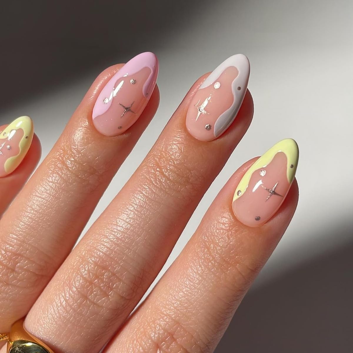 TOGZOM Almond Press on Nails Short French Fake Nails Cute Star Acrylic Nails Colorful Nails Tips Glossy Artificial Nails Cream Edge Designs Glue on Nails for Women Girls Manicure 24Pcs, Style6