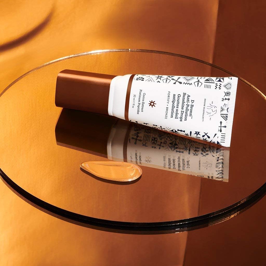 DRUNK ELEPHANT D-Bronzi Anti-Pollution Sunshine Serum, Strengthens,Replenishing, Liquid, Black/White, 30 ml (Pack of 1) - Image 4