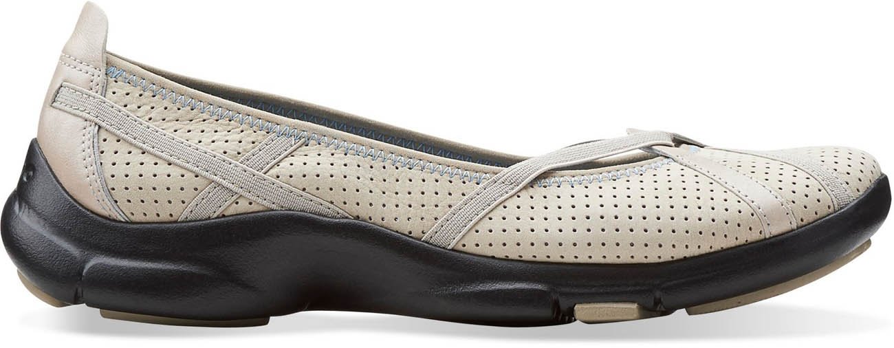 Clarks Women's P-Berry Loafer Flat - Image 3