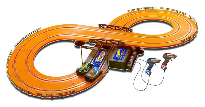 Hot Wheels Racer Track Set with 2 Slot Cars 1:43 scale model - 286 cm Parameter with Adapter (Multicolour)