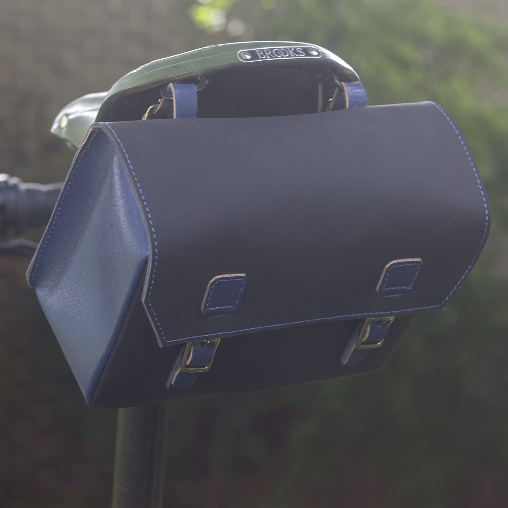 London Craftwork Super Large Leather Bicycle Bag Saddle Handlebar 23cm x 19.5 x 11cm in Black Blue 2021 Collection