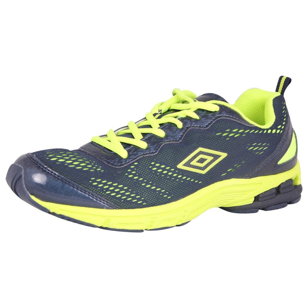 umbro shoes big bazaar