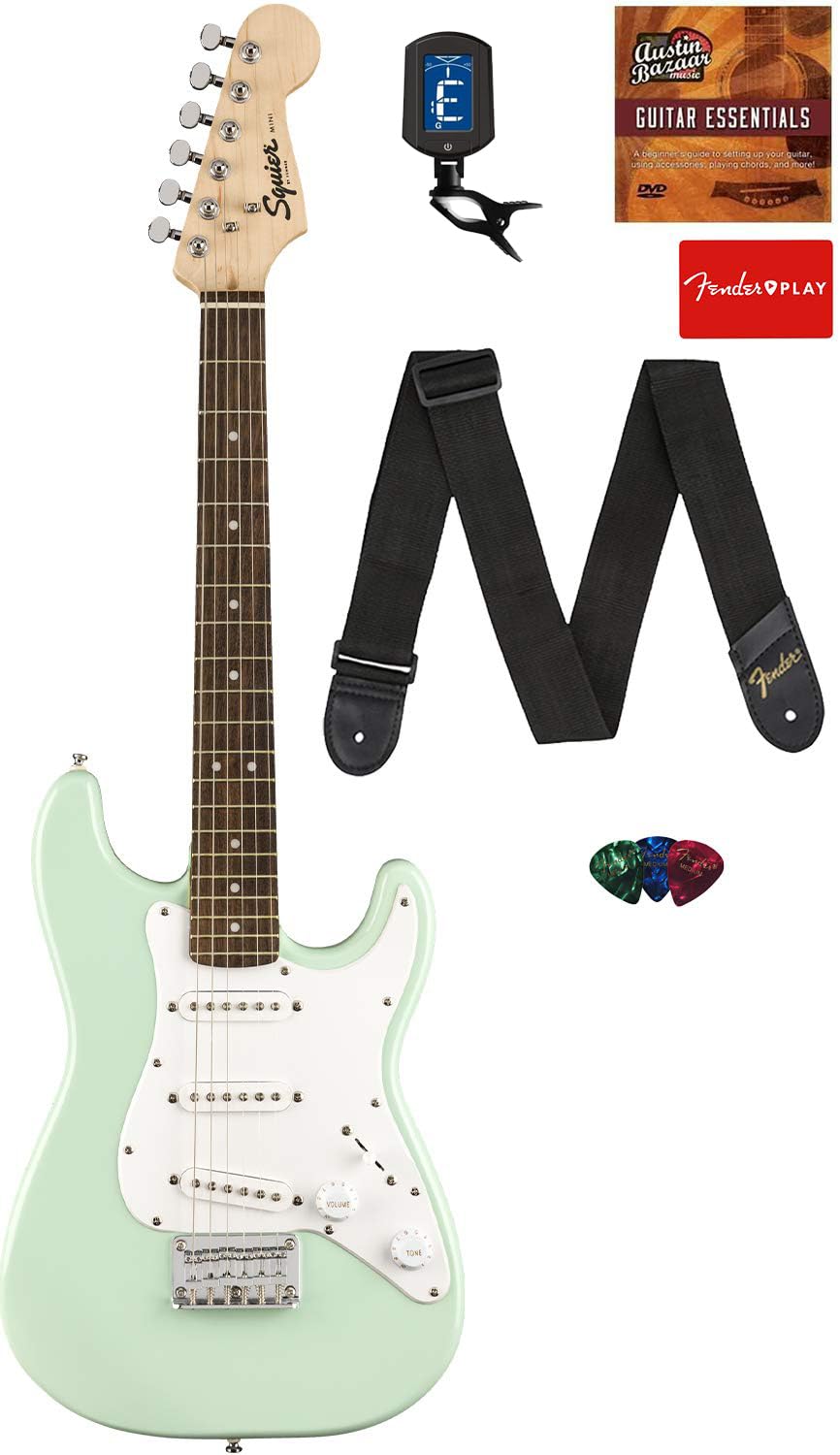 Fender Squier Guitarra eléctrica Mini Strat para niños de tamaño 3/4, paquete Surf Green con afinador, correa, púas, lecciones en línea de Fender Play y DVD instructivo de Austin Bazaar